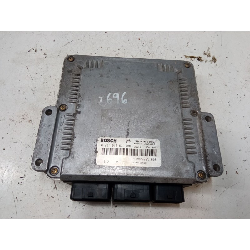 Recambio de centralita motor uce para renault trafic ii furgoneta (fl) 1.9 dci 100 (fl0c) referencia OEM IAM 0281010632 82000516