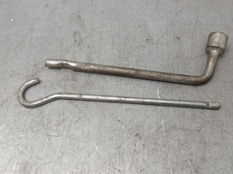 Recambio de gato para nissan x-trail i (t30) 2.2 di 4x4 referencia OEM IAM   