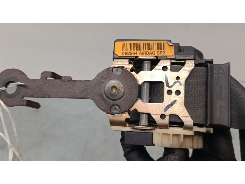 Recambio de cinturon seguridad delantero derecho para renault clio ii (bb_, cb_) 1.5 dci (b/cb07) referencia OEM IAM   