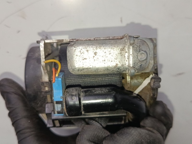 Recambio de cinturon seguridad delantero derecho para citroën jumpy ii furgoneta 2.0 hdi 120 referencia OEM IAM 048103  