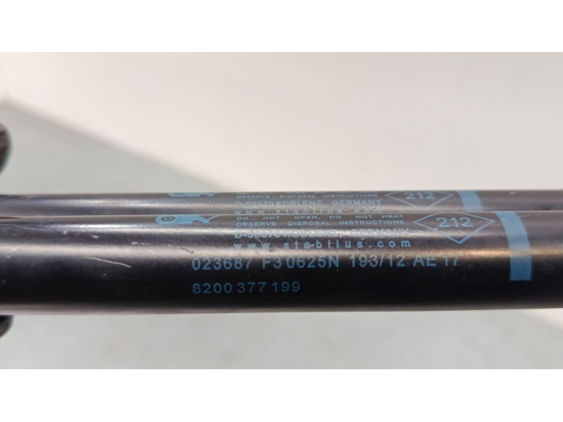 Recambio de amortiguadores maletero / porton para renault scénic ii (jm0/1_) 1.9 dci (jm0g, jm12, jm1g, jm2c) referencia OEM IAM