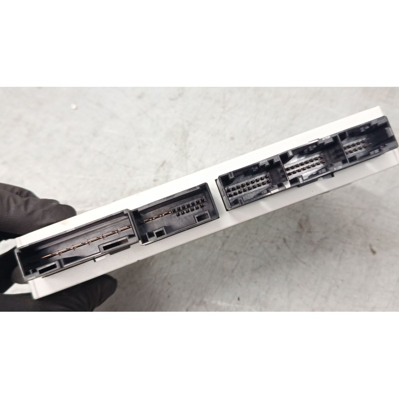 Recambio de centralita puerta trasera izquierda para bmw 7 (e65, e66, e67) 730 i, li referencia OEM IAM 61356958449  