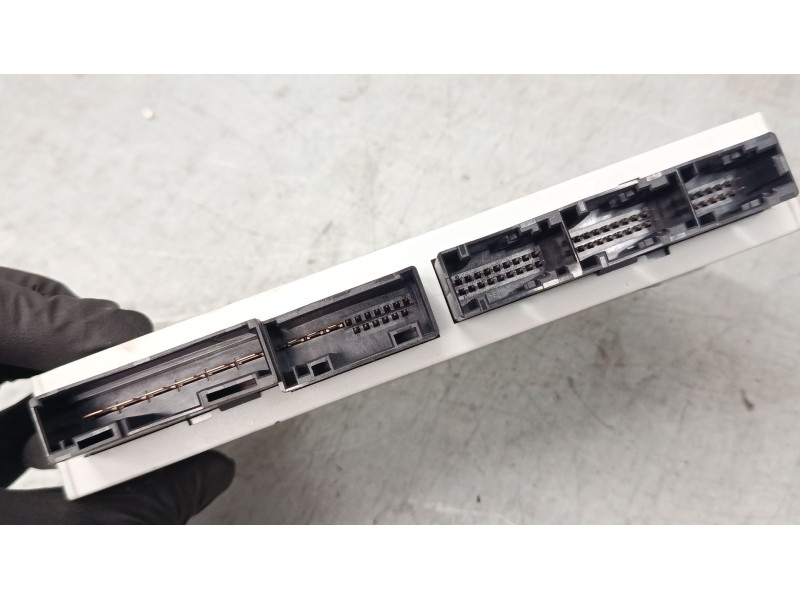 Recambio de centralita puerta trasera izquierda para bmw 7 (e65, e66, e67) 730 i, li referencia OEM IAM 61356958449  
