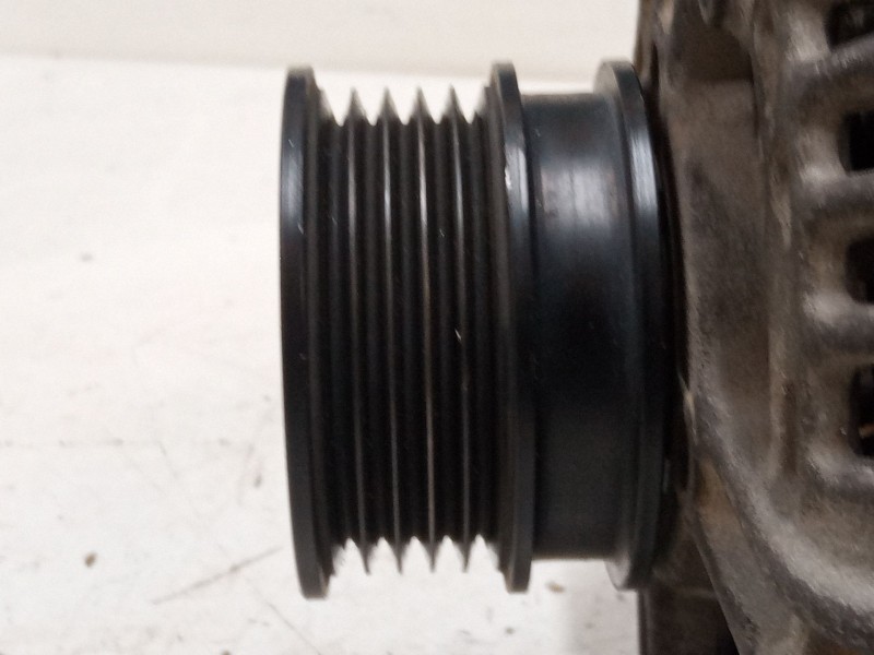 Recambio de alternador para opel astra h (a04) 1.6 (l48) referencia OEM IAM 0124325163 13229984 