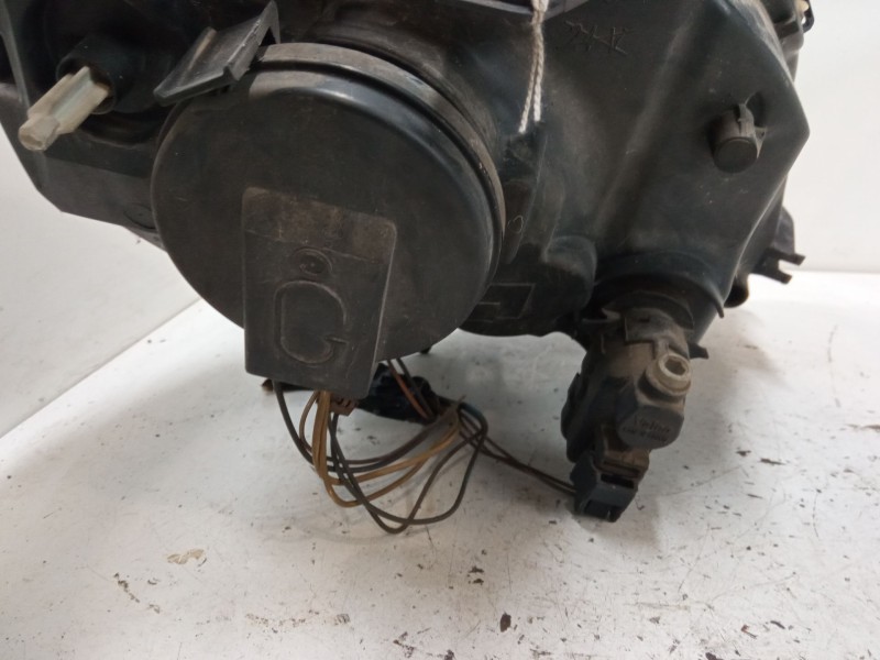 Recambio de faro izquierdo para renault kangoo (kc0/1_) 1.5 dci referencia OEM IAM 8200589032  