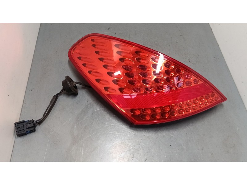 Recambio de piloto trasero derecho para peugeot 307 cc (3b) 2.0 16v referencia OEM IAM 6351S3  