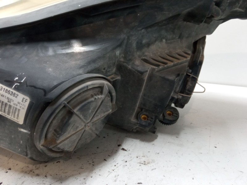 Recambio de faro derecho para opel corsa d (s07) 1.2 (l08, l68) referencia OEM IAM 13186382EF  