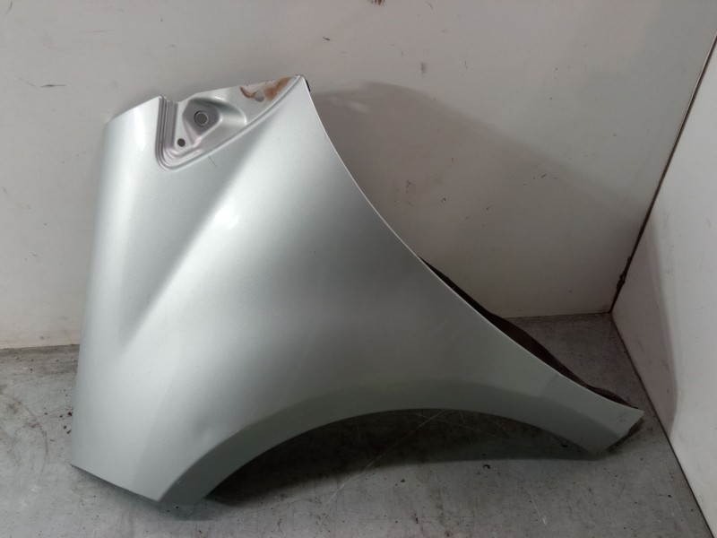 Recambio de aleta delantera izquierda para mercedes-benz clase a (w169) a 180 cdi (169.007, 169.307) referencia OEM IAM   