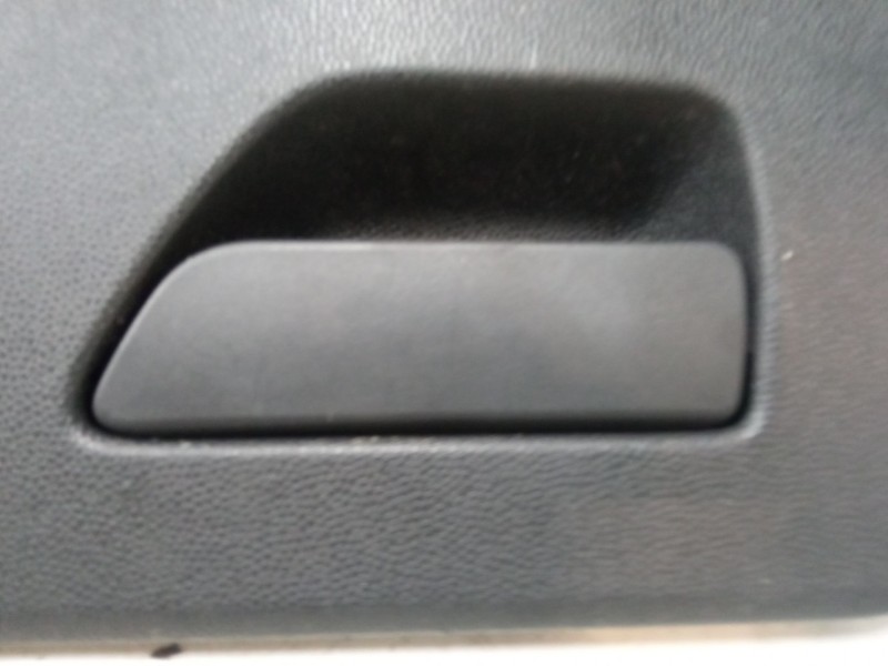 Recambio de guantera para ford ecosport 1.0 ecoboost referencia OEM IAM   