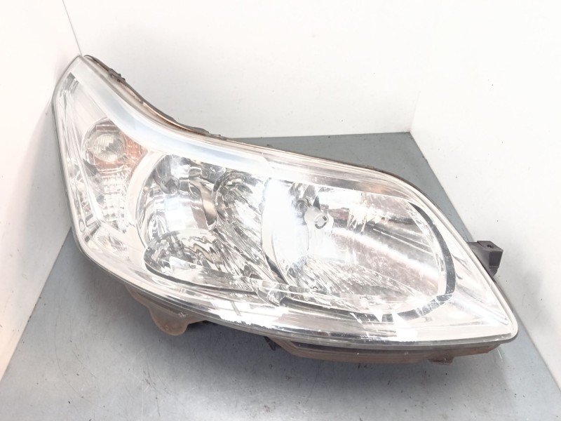 Recambio de faro derecho para citroën c4 coupé (la_) 1.6 hdi referencia OEM IAM 9646893880  