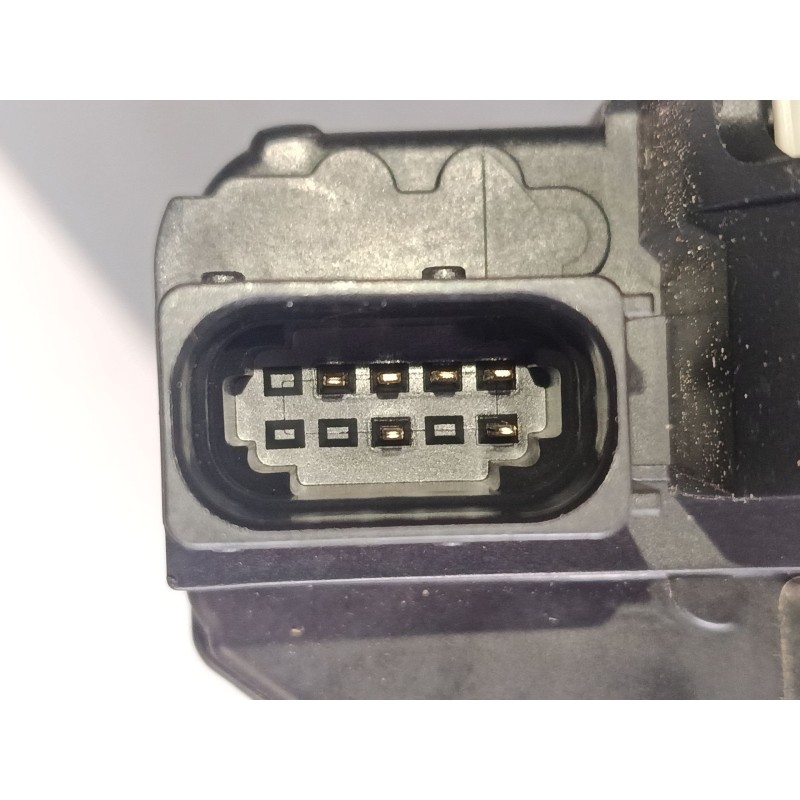 Recambio de cerradura puerta delantera derecha para opel insignia a (g09) 2.0 cdti (68) referencia OEM IAM 13577984  