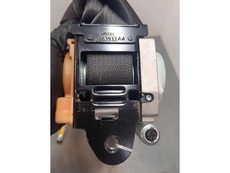 Recambio de cinturon seguridad delantero derecho para opel insignia a (g09) 2.0 cdti (68) referencia OEM IAM 307421599P  