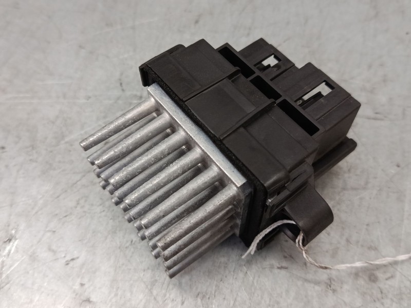 Recambio de resistencia calefaccion para opel insignia a (g09) 2.0 cdti (68) referencia OEM IAM 15141283  