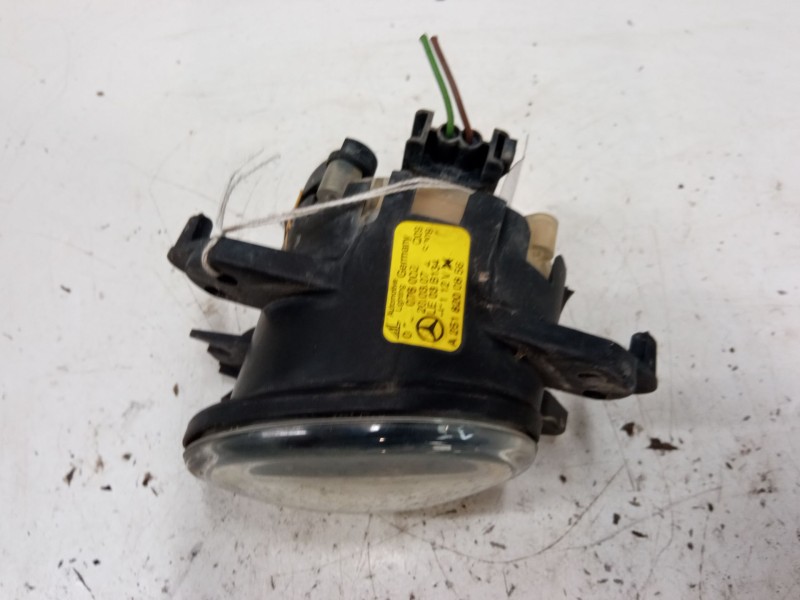 Recambio de faro antiniebla derecho para mercedes-benz clase a (w169) a 180 cdi (169.007, 169.307) referencia OEM IAM A251820085