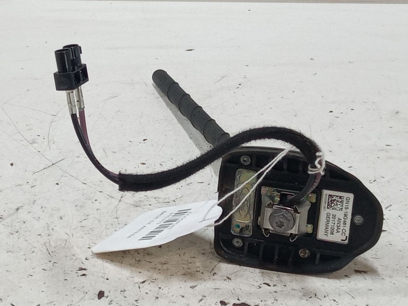 Recambio de base de antena para ford ecosport 1.0 ecoboost referencia OEM IAM GN1519G461CC  