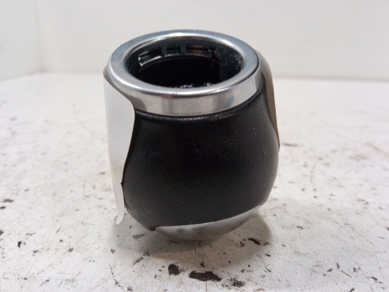 Recambio de pomo palanca cambio para ford ecosport 1.0 ecoboost referencia OEM IAM   