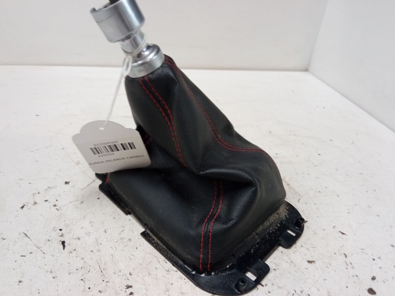 Recambio de funda palanca cambio para ford ecosport 1.0 ecoboost referencia OEM IAM   