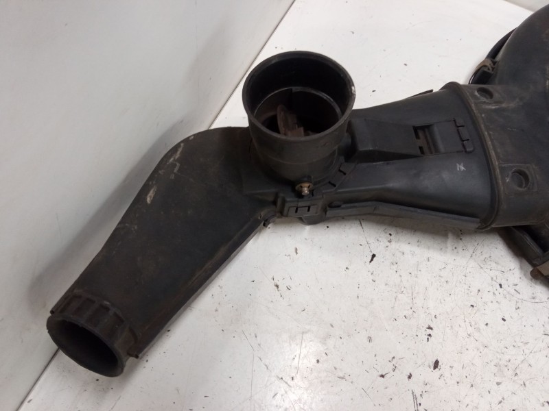 Recambio de caja filtro de aire para opel corsa a hatchback (s83) 1.3 s (f08, m08, f68, m68) referencia OEM IAM   