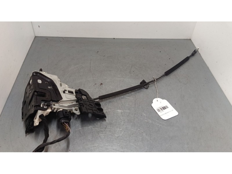 Recambio de cerradura puerta delantera izquierda para seat altea (5p1) 1.4 tsi referencia OEM IAM 1P1837015B  