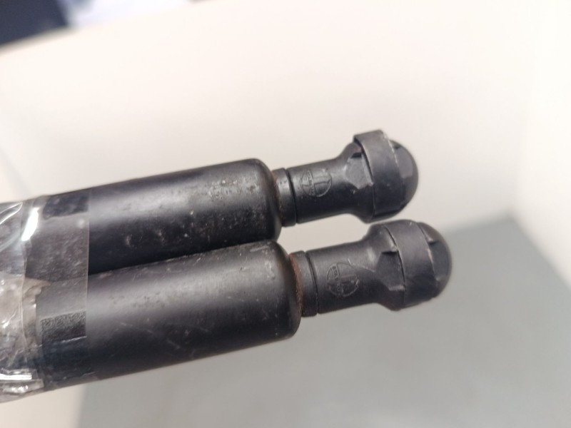 Recambio de amortiguadores capo para citroën xsara (n1) 1.6 i referencia OEM IAM   