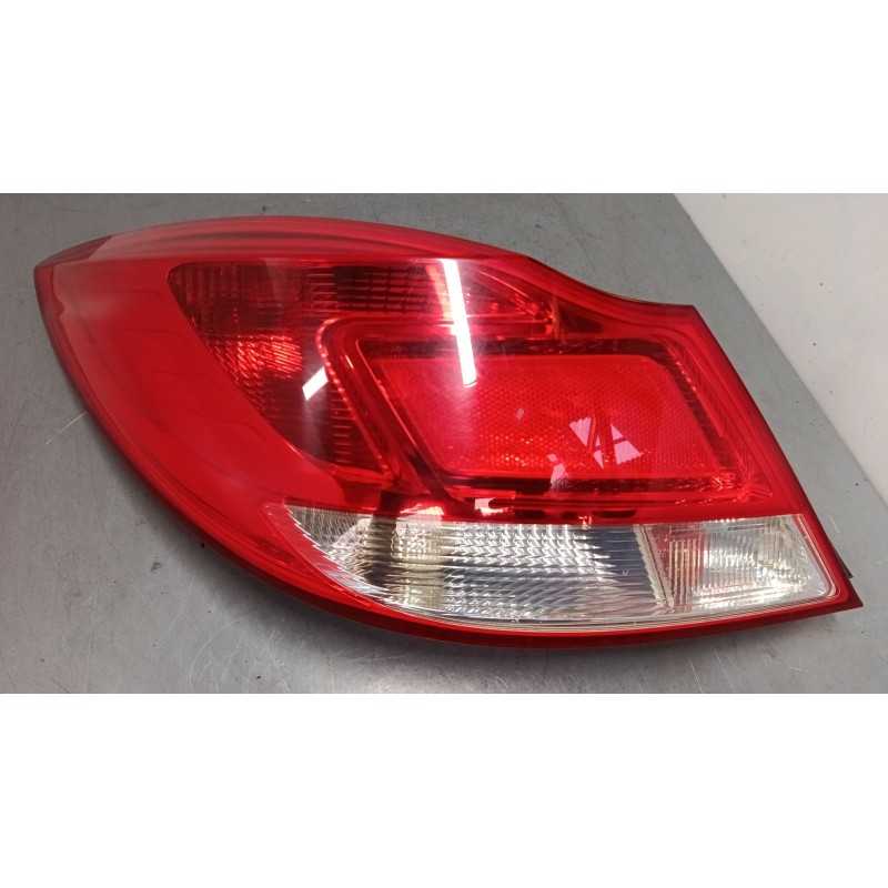 Recambio de piloto trasero izquierdo para opel insignia a sports tourer (g09) 2.0 cdti (35) referencia OEM IAM 13226836  