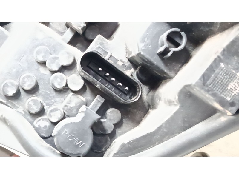 Recambio de piloto trasero izquierdo para opel insignia a sports tourer (g09) 2.0 cdti (35) referencia OEM IAM 13226836  