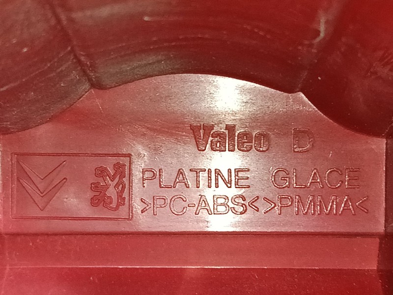 Recambio de piloto trasero derecho para peugeot 1007 (km_) 1.4 hdi referencia OEM IAM 9646116880  
