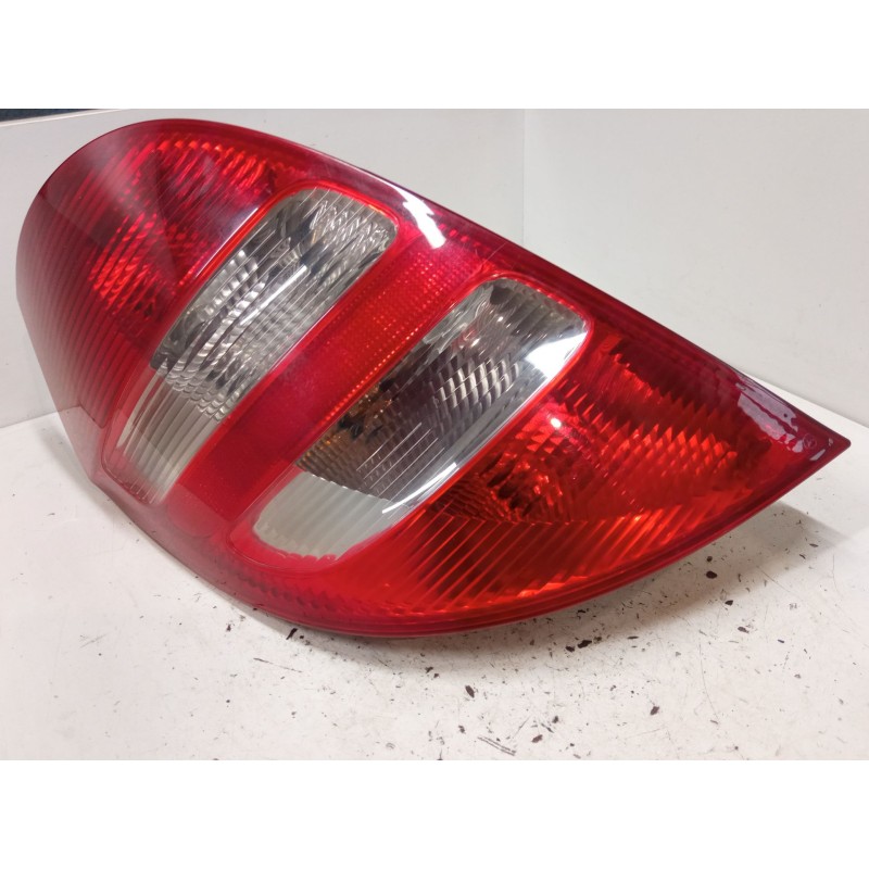 Recambio de piloto trasero izquierdo para mercedes-benz clase a (w169) a 180 cdi (169.007, 169.307) referencia OEM IAM 169820036