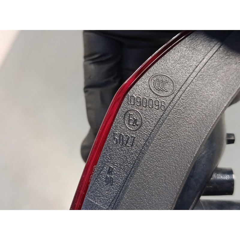 Recambio de piloto trasero porton derecho para opel astra j (p10) 1.4 turbo (68) referencia OEM IAM 13306456  