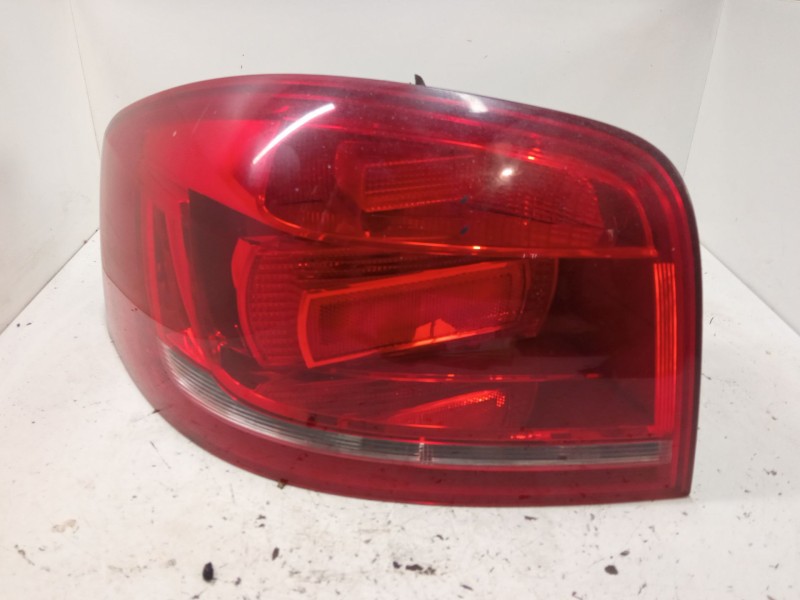 Recambio de piloto trasero izquierdo para audi a3 (8p1) 2.0 tdi 16v referencia OEM IAM 8P3945095  