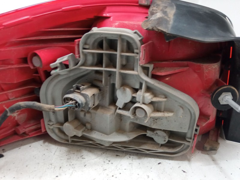 Recambio de piloto trasero derecho para audi a3 (8p1) 2.0 tdi 16v referencia OEM IAM 8P3945096  