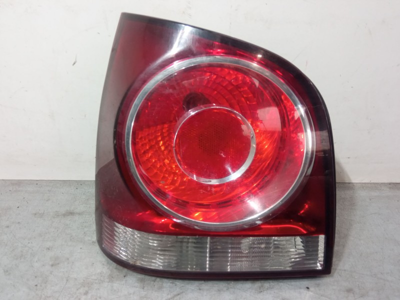 Recambio de piloto trasero izquierdo para volkswagen polo iv (9n_, 9a_) 1.4 tdi referencia OEM IAM   