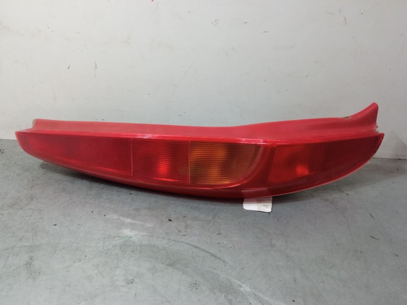 Recambio de piloto trasero izquierdo para fiat punto (188_) 1.9 jtd 80 (188.237, .257, .337, .357) referencia OEM IAM   