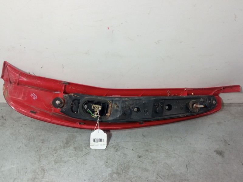 Recambio de piloto trasero izquierdo para fiat punto (188_) 1.9 jtd 80 (188.237, .257, .337, .357) referencia OEM IAM   