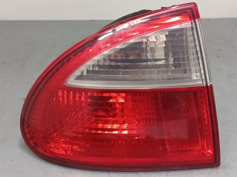 Recambio de piloto trasero izquierdo para seat leon (1m1) 1.9 tdi referencia OEM IAM   