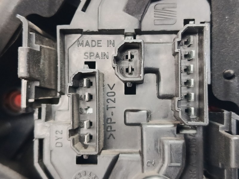 Recambio de piloto trasero izquierdo para seat leon (1m1) 1.9 tdi referencia OEM IAM   