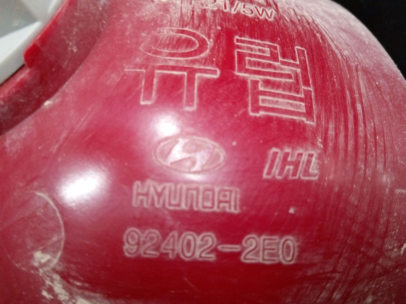 Recambio de piloto trasero derecho para hyundai tucson (jm) 2.0 crdi referencia OEM IAM 924022E010  