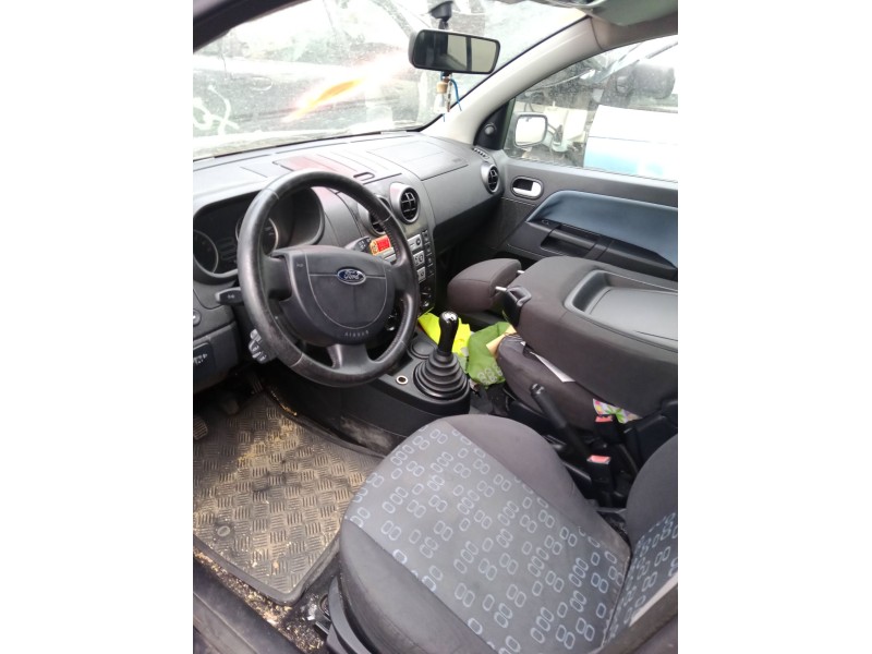 ford fusion (ju_) del año 2004