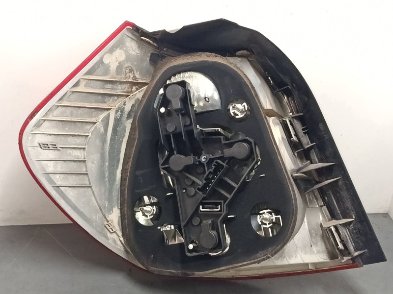 Recambio de piloto trasero derecho para bmw 1 (e87) 116 i referencia OEM IAM 692450211  