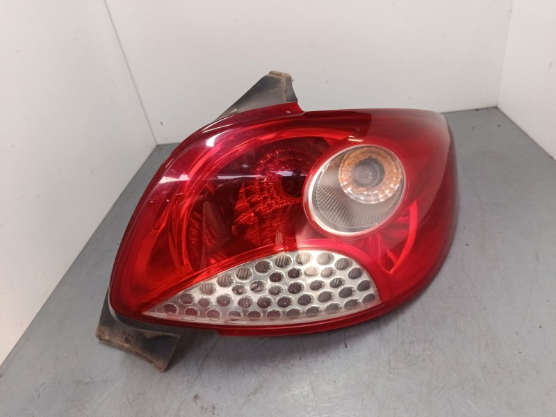 Recambio de piloto trasero derecho para peugeot 206+ (2l_, 2m_) 1.4 hdi eco 70 referencia OEM IAM   