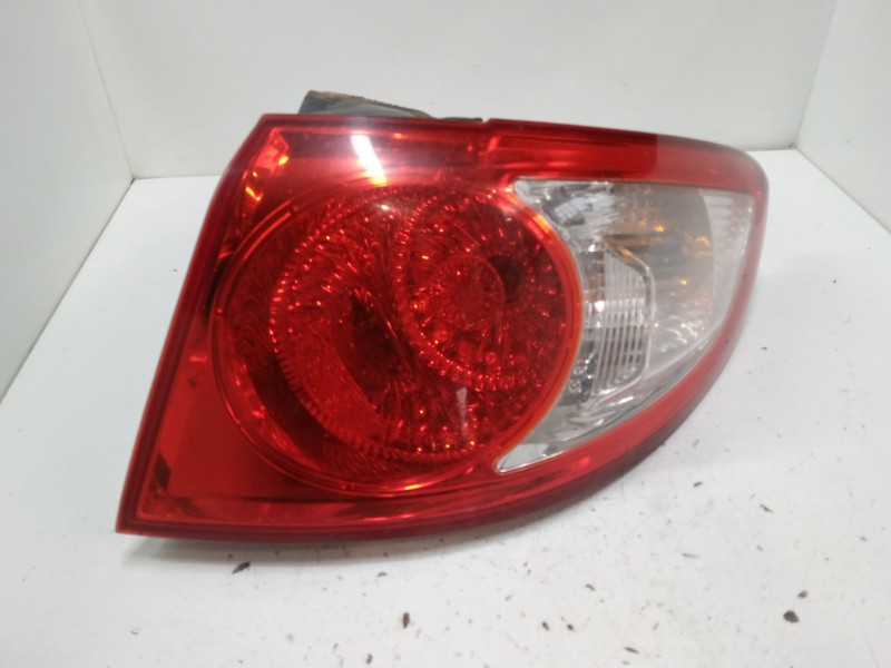 Recambio de piloto trasero derecho para hyundai santa fé ii (cm) 2.2 crdi gls referencia OEM IAM 924022B000  