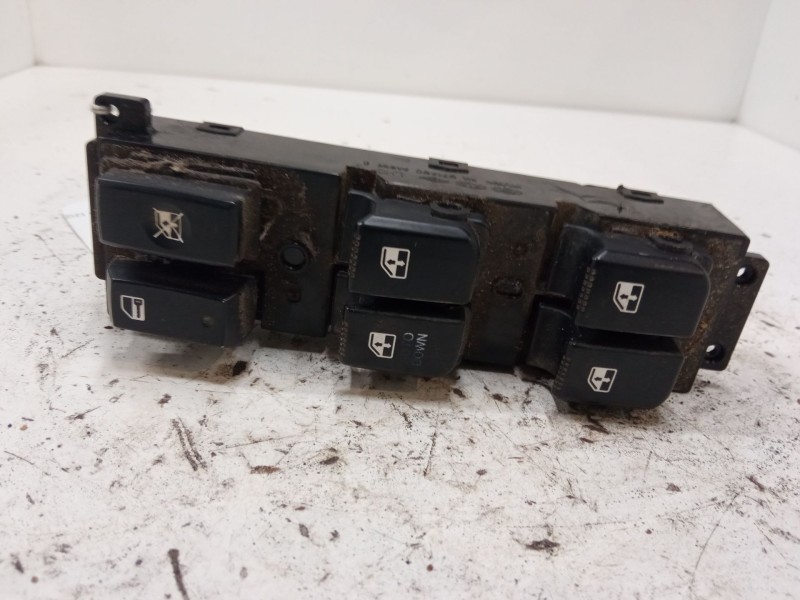 Recambio de mando elevalunas delantero izquierdo para hyundai santa fé ii (cm) 2.2 crdi gls referencia OEM IAM 935702B000S4  