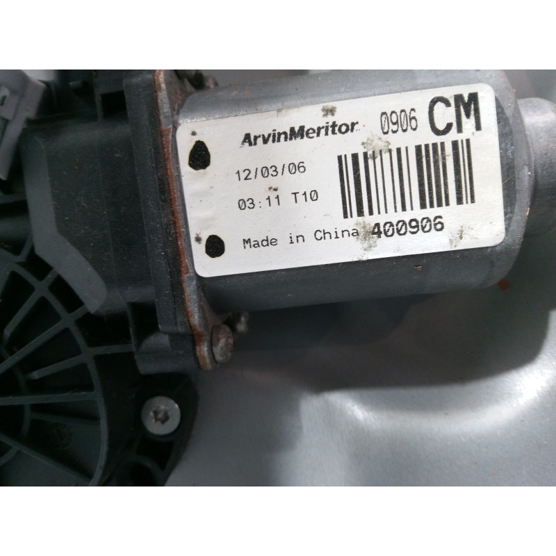 Recambio de elevalunas electrico delantero derecho para hyundai santa fé ii (cm) 2.2 crdi gls referencia OEM IAM 824802B030J9S4 