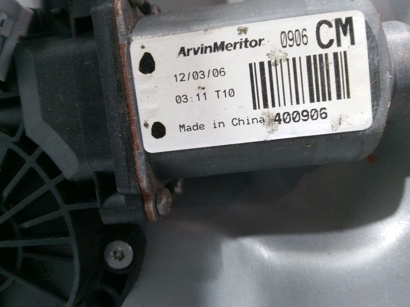 Recambio de elevalunas electrico delantero derecho para hyundai santa fé ii (cm) 2.2 crdi gls referencia OEM IAM 824802B030J9S4 