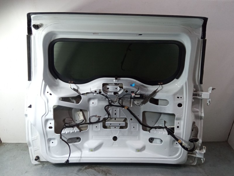 Recambio de porton trasero para ford ecosport 1.0 ecoboost referencia OEM IAM GN15N40400HC  