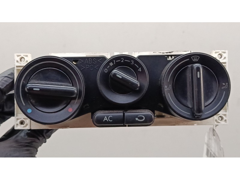 Recambio de mando calefaccion / a/a para volkswagen new beetle descapotable (1y7) 2.0 referencia OEM IAM   