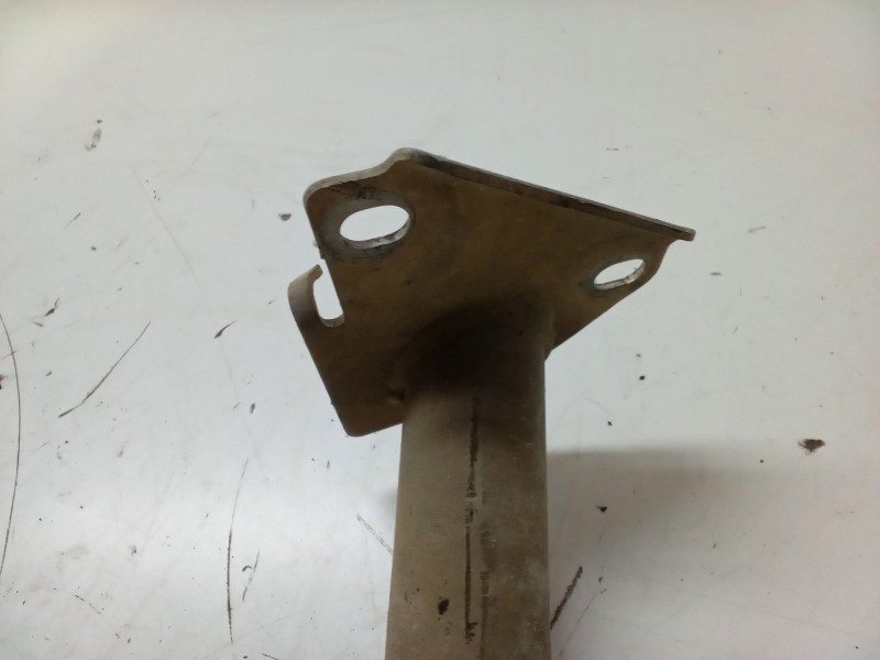 Recambio de estribo derecho para nissan terrano ii (r20) 2.7 td 4wd referencia OEM IAM   