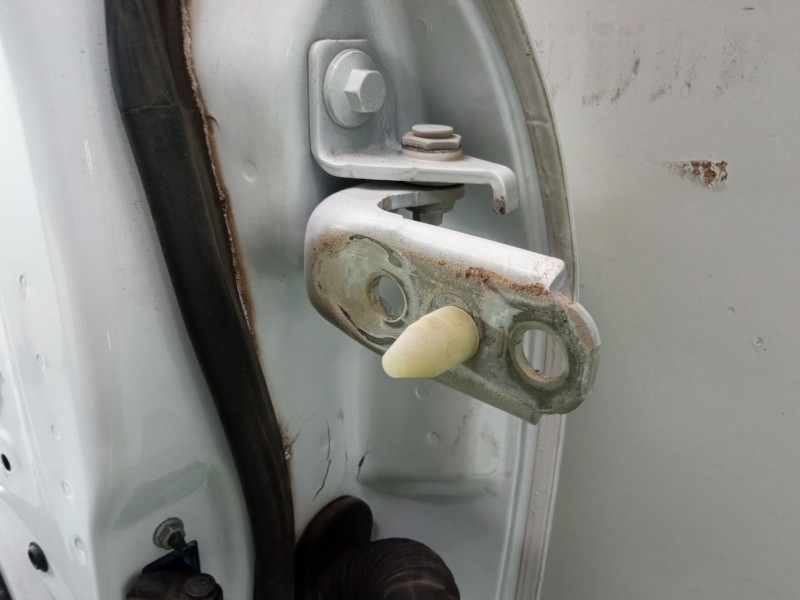 Recambio de puerta delantera izquierda para ford ecosport 1.0 ecoboost referencia OEM IAM 2400874  