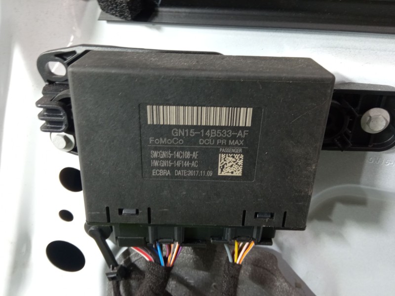 Recambio de puerta delantera derecha para ford ecosport 1.0 ecoboost referencia OEM IAM 2400873  