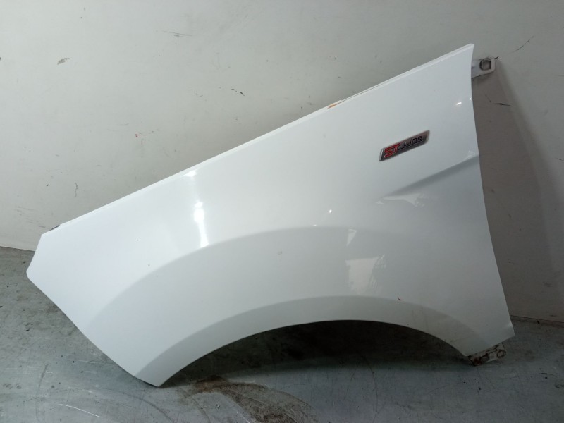 Recambio de aleta delantera izquierda para ford ecosport 1.0 ecoboost referencia OEM IAM 2205421 GN15N16016BA 